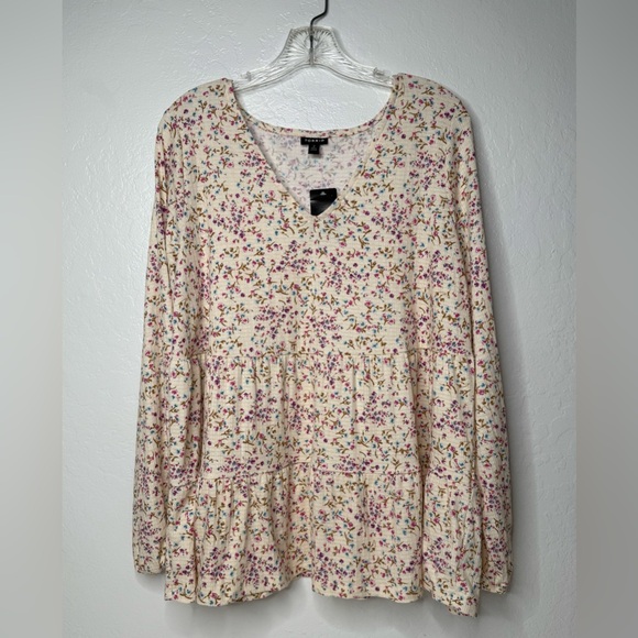 Torrid Texture Jersey Floral Tiered Top Womens Size 2, 2X, 18-20 Long Sleeve New - Picture 1 of 8